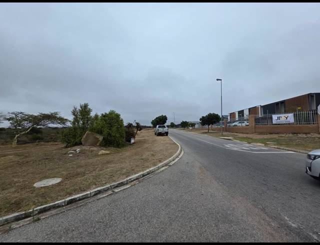 LAND FOR SALE IN FOUNTAINS ESTATE BUSINESS PARK